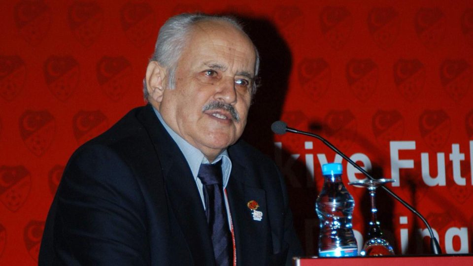 Eski TFF Başkan Vekili Turgay Atasü hayatını kaybetti