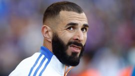 Karim Benzema'dan Real Madrid'e kötü haber