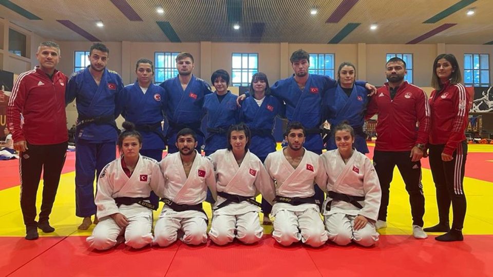 7 milli judocu Bakü’de tatamiye çıktı